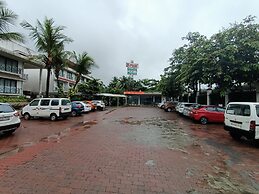 Royal Garden Resort