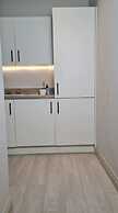 Charming 1-bed, Sleeps 2, Parking