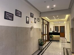 Montana Hotel