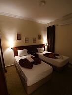Montana Hotel
