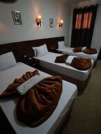 Montana Hotel