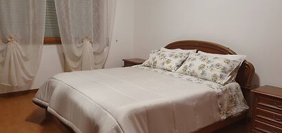 Room in B&B - Comfortable Room With Spacious Kitchen - Suite Colosseo