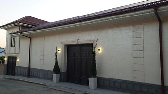 Oscar Hotel