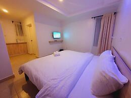 Comfort E Suites