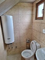 Zenith Campsite Apartments