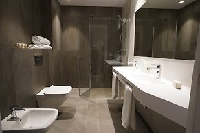 Hotel-Bodegas FyA