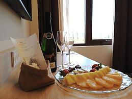 Hotel-Bodegas FyA