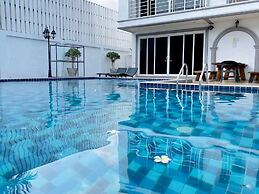 Davinci Pool Villa