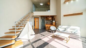 Geojedo Raonhiljo Pollvilla Pension
