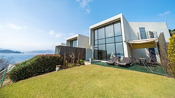 Geojedo Raonhiljo Pollvilla Pension