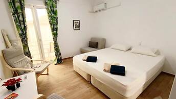 Karavaki Apartments