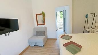Karavaki Apartments