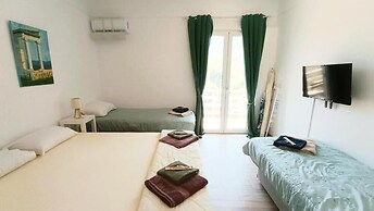 Karavaki Apartments