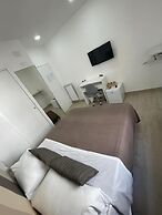 New era Rooms