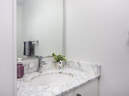 York Suites Toronto