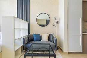 Nasma Holiday Homes - Azizi Riviera