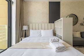 Nasma Holiday Homes - Azizi Riviera