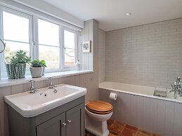 Beta Cottage