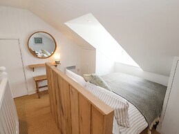 Beta Cottage