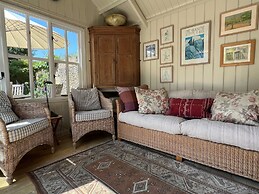 Beta Cottage