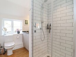 Beta Cottage