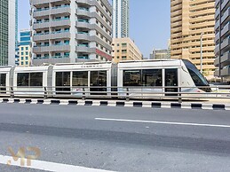 Marco Polo - Spacious 1 BR with balcony in Dubai Marina