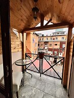 Old Castello Hotel And Sheesha Cafe
