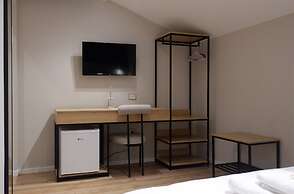D-Rooms