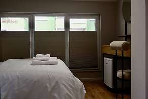 D-Rooms