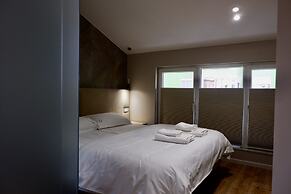 D-Rooms