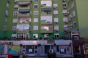 D-Rooms