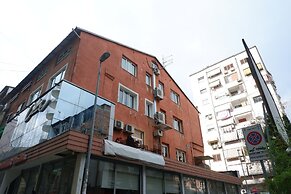 D-Rooms