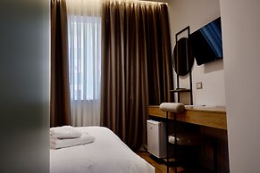 D-Rooms