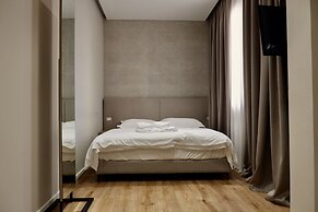 D-Rooms