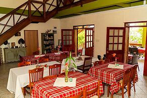 Roxy's Mountain Lodge
