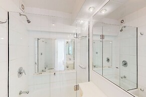 Oceana Suites Vanguardia