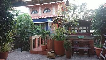 HOSTAL EL REFUGIO