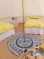 Beautiful Idilic Stay at The Box