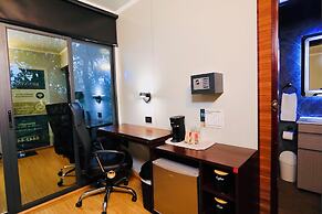 Boutique Hotel Containers