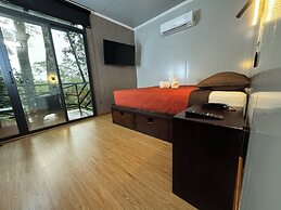 Boutique Hotel Containers