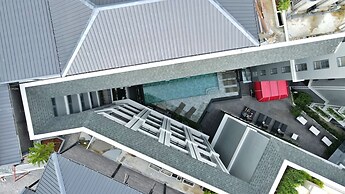 Chateau Du Village Patong