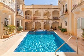 Maisonnette & Pool Ta'cenc Sannat Gozo