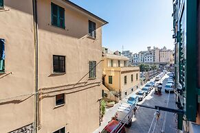 Charming Flat Next To Genoa's Aquarium