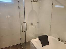 A2 - 4 Bdr Duplex With Stunning Sea View, Karon Beach