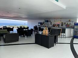 A2 - 4 Bdr Duplex With Stunning Sea View, Karon Beach