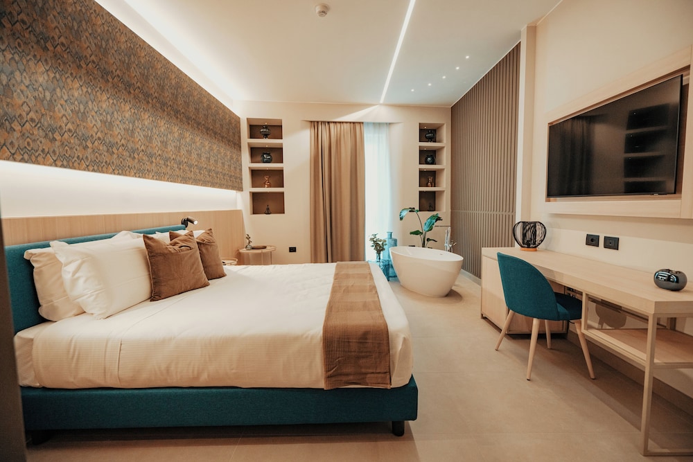 Lumia Hotel