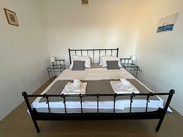 Apartment 77