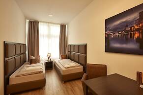 Harbour Apartments