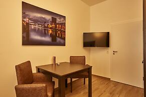 Harbour Apartments