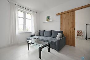 Bianco by 3City Rentals